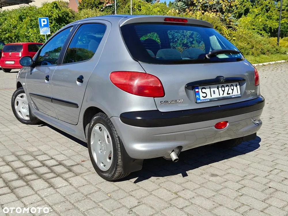 Peugeot 206 2001 photo 4