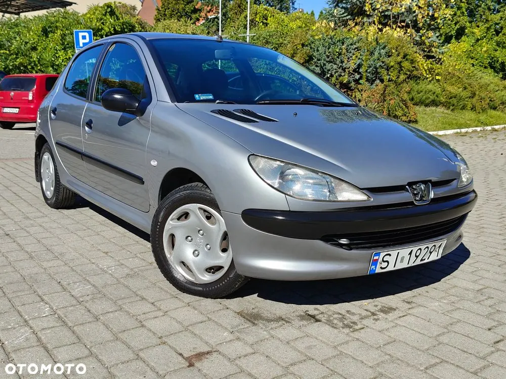 Peugeot 206 2001 photo 2