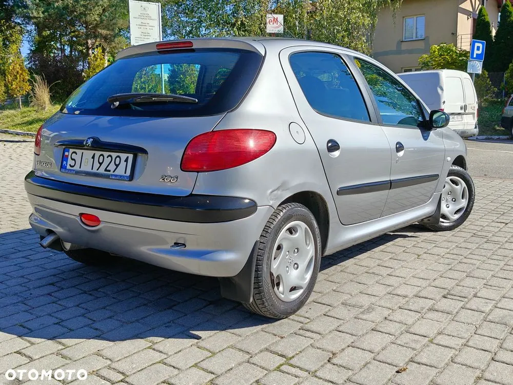 Peugeot 206 2001 photo 5