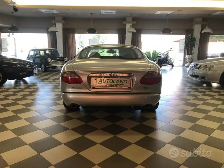 Jaguar Xk8 2000 photo 5