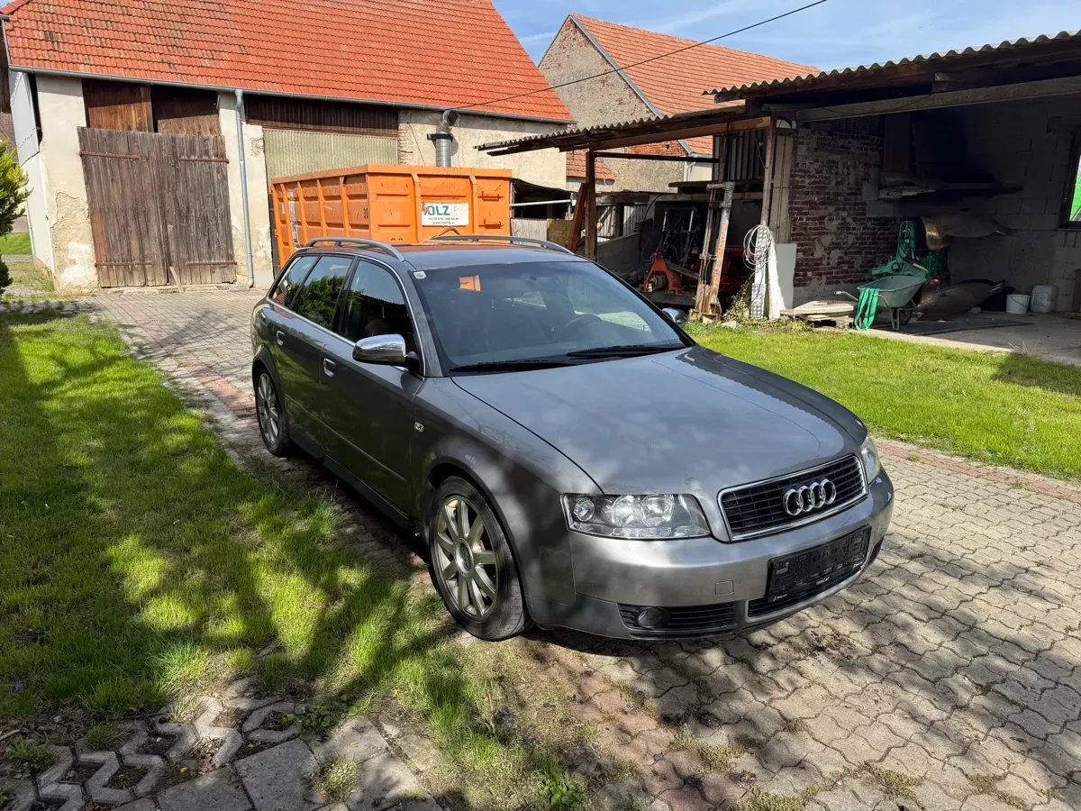 Audi A4 2002 photo 3
