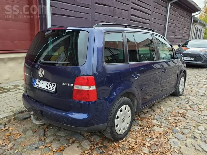 Volkswagen Touran 2005 photo 3