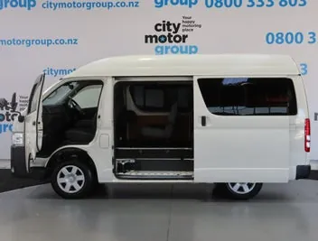 Toyota Hiace 2018 photo 4