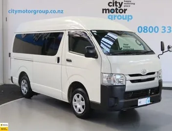 Toyota Hiace 2018 photo 2