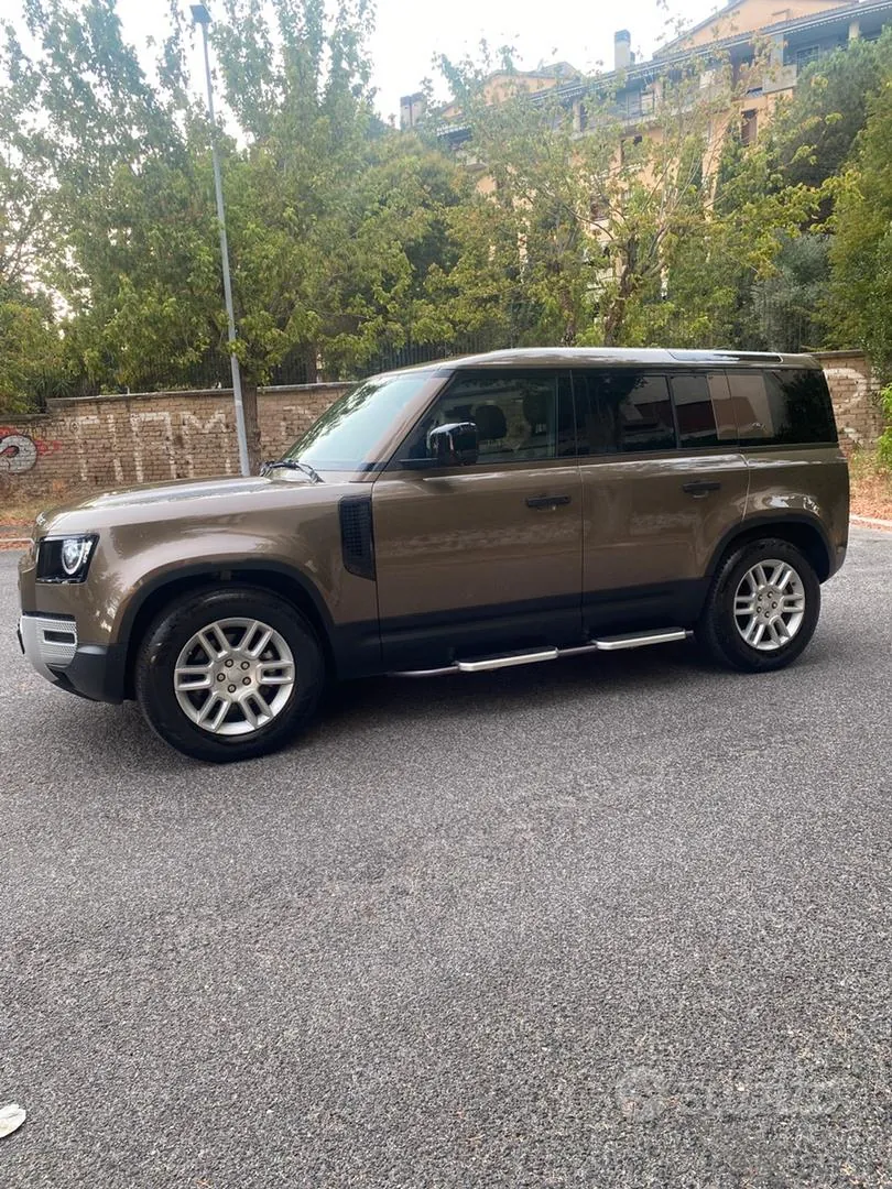 Land Rover Defender 2021 photo 2