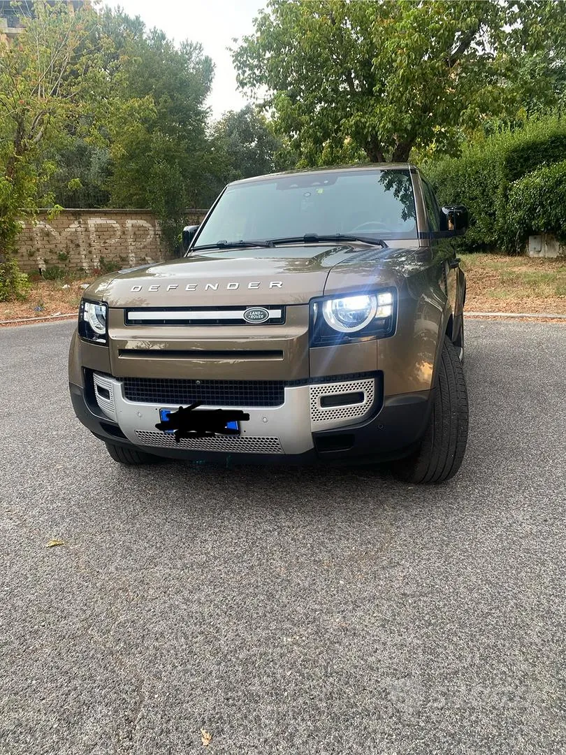Land Rover Defender