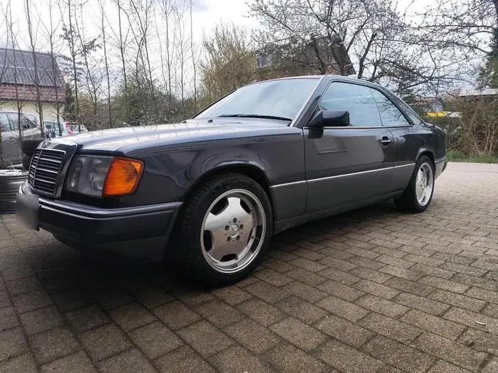 Mercedes-Benz 300 Ce-24