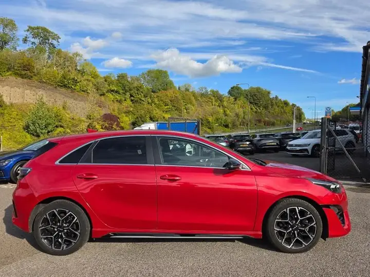 Kia Ceed 2023 photo 2
