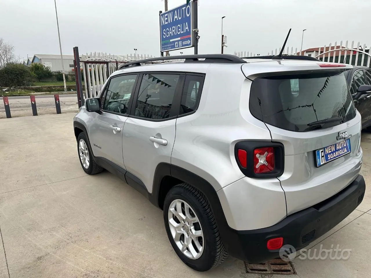 Jeep Renegade 2016 photo 4