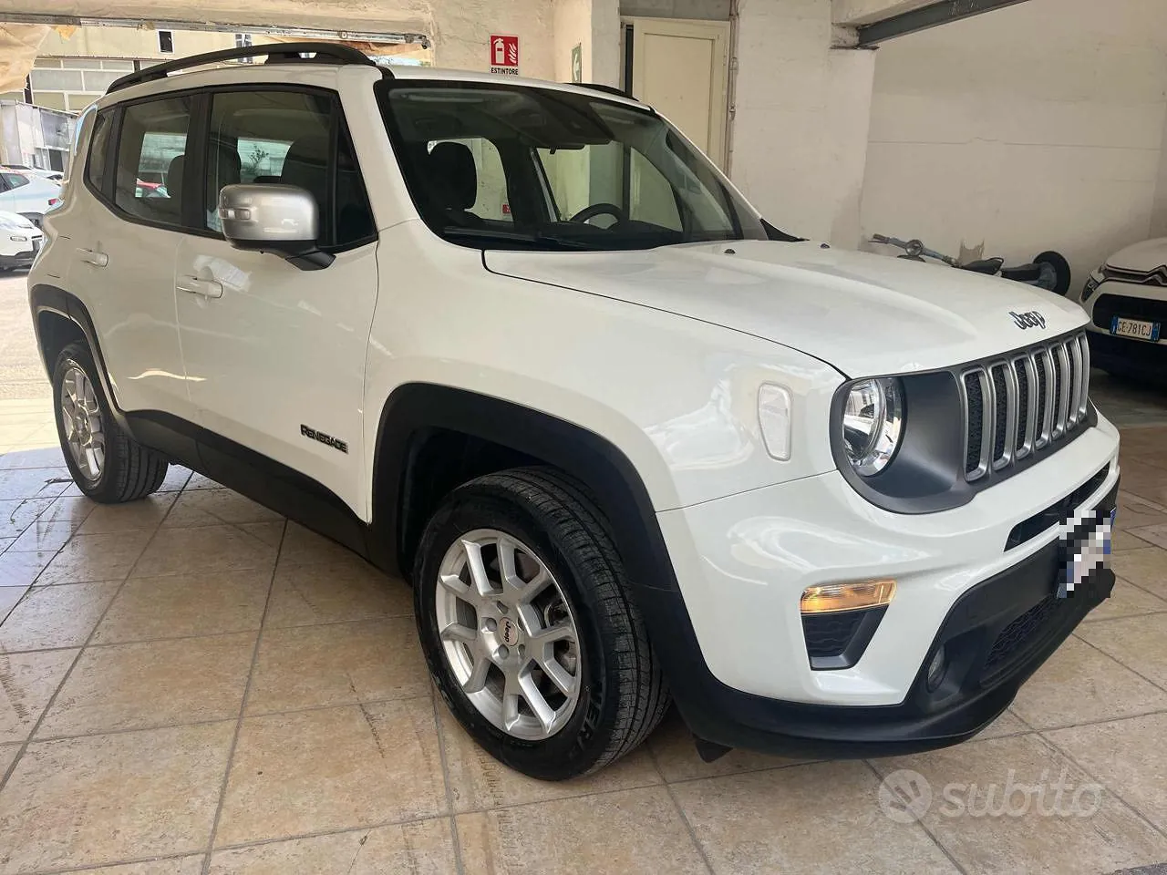 Jeep Renegade 2022 photo 3