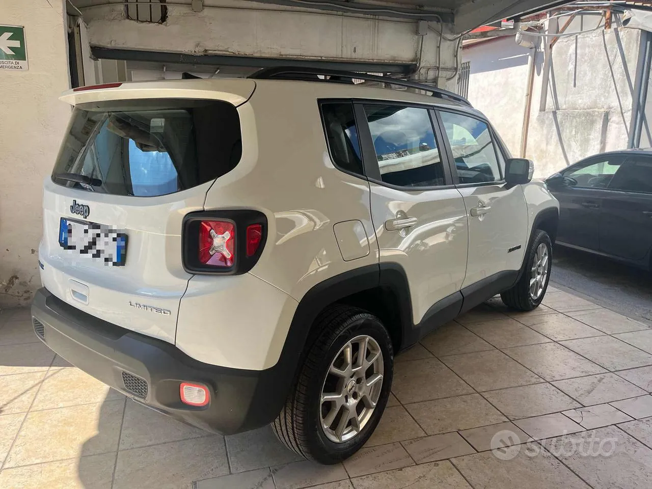Jeep Renegade 2022 photo 2