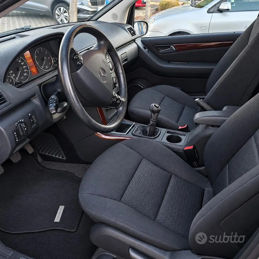 Mercedes-Benz A170 2006 photo 5