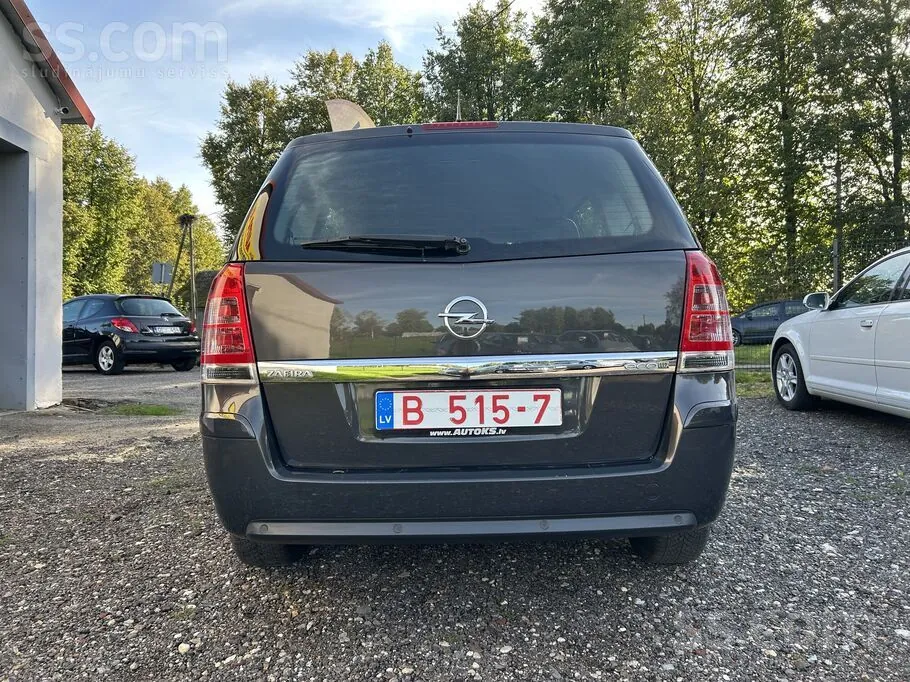 Opel Zafira 2012 photo 5