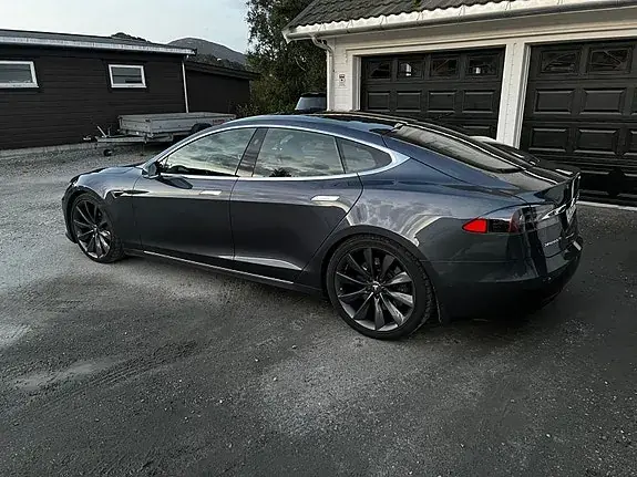 Tesla Model S 2018 photo 5