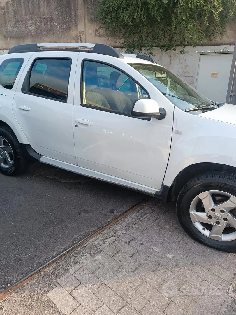 Dacia Duster 2012 photo 3