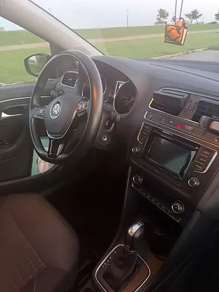 Volkswagen Polo 2016 photo 5