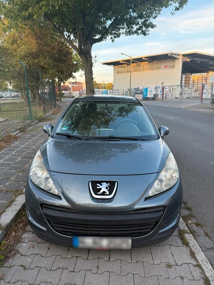 Peugeot 207