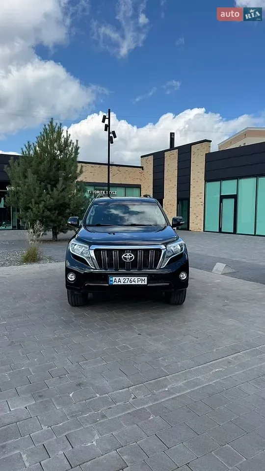 Toyota Land Cruiser Prado 2017 photo 3