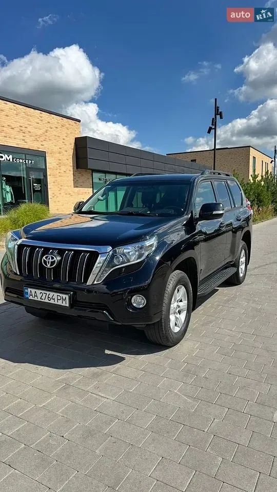 Toyota Land Cruiser Prado 2017 photo 2