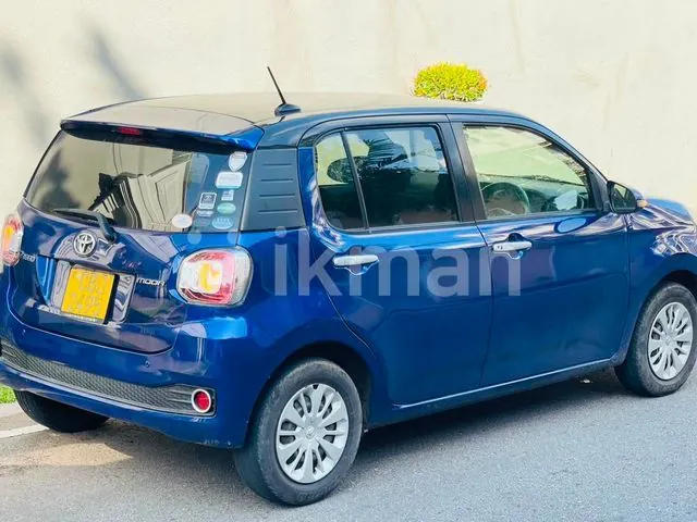 Toyota Vitz 2017 photo 5