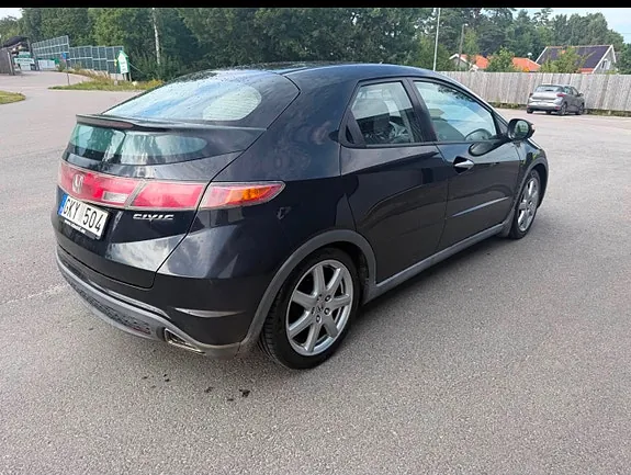 Honda Civic 2007 photo 2