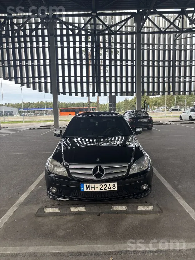 Mercedes-Benz C220 2008 photo 4