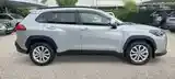 Toyota Corolla Cross 2024 photo 4