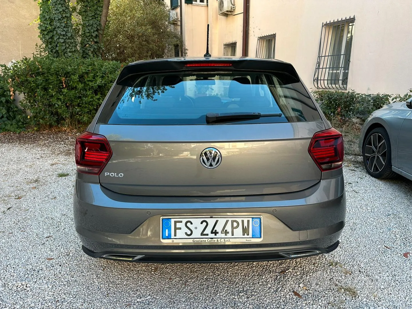 Volkswagen Polo 2018 photo 2