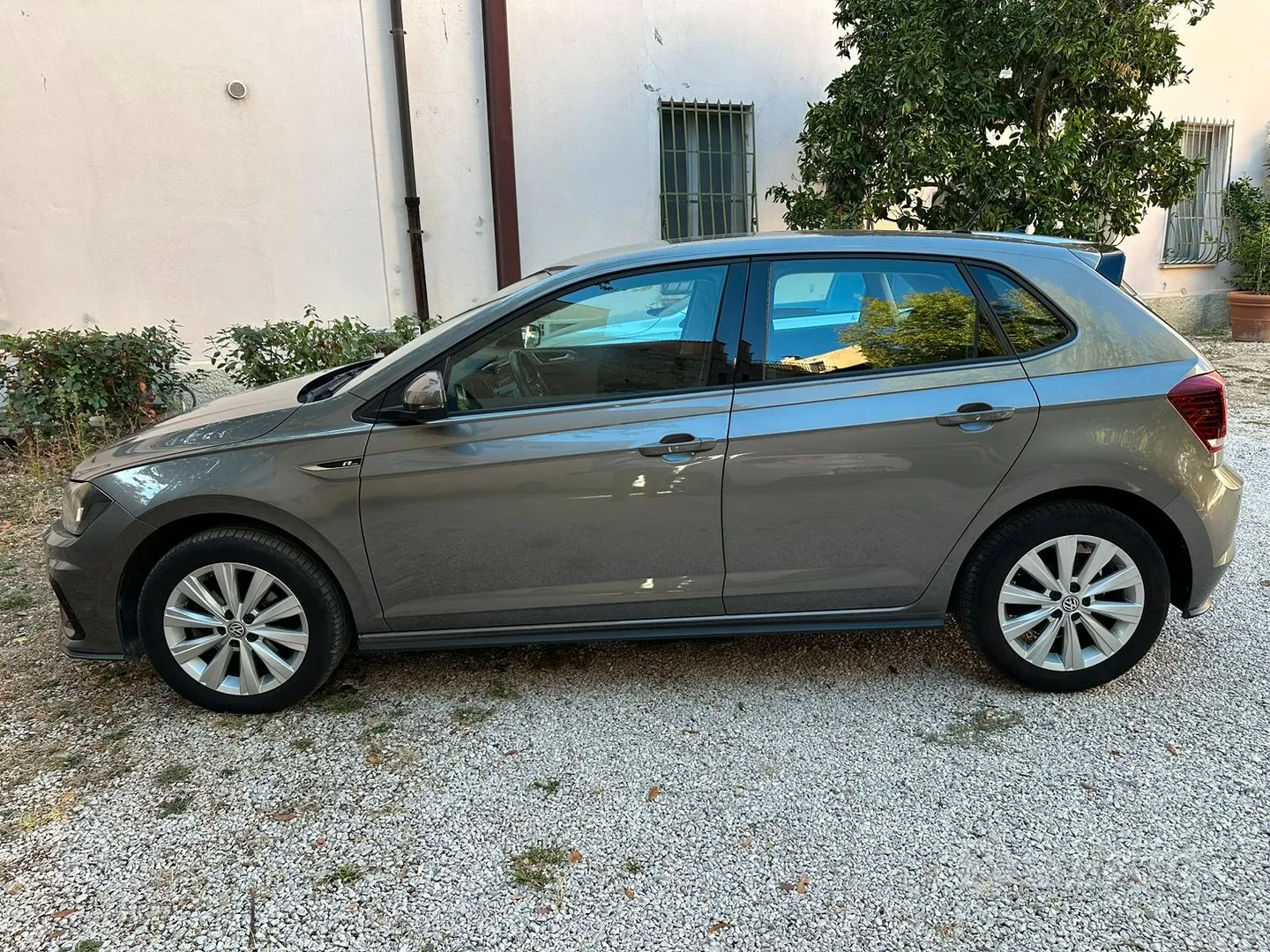 Volkswagen Polo 2018 photo 3