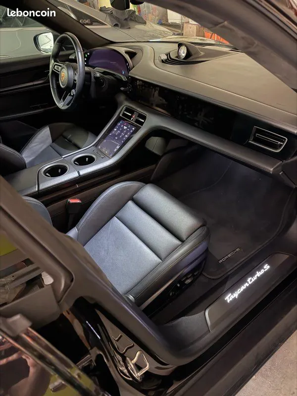 Porsche Taycan 2020 photo 5
