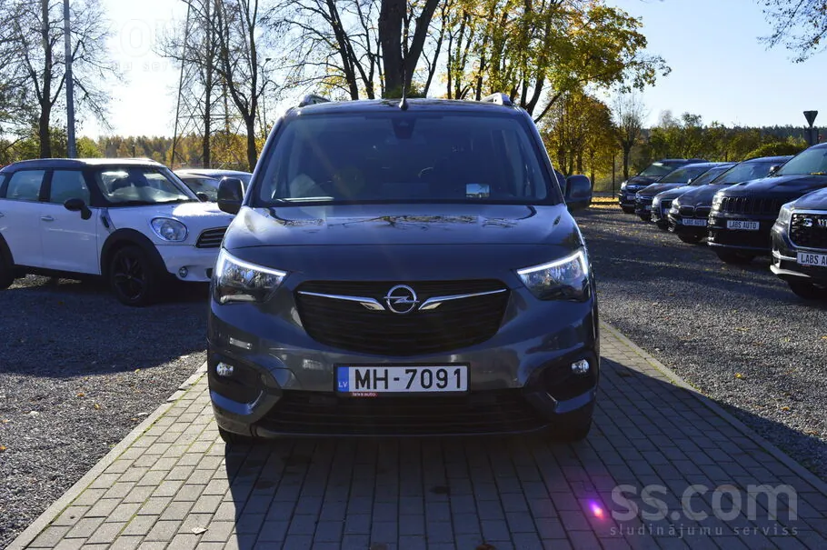 Opel Combo 2019 photo 2