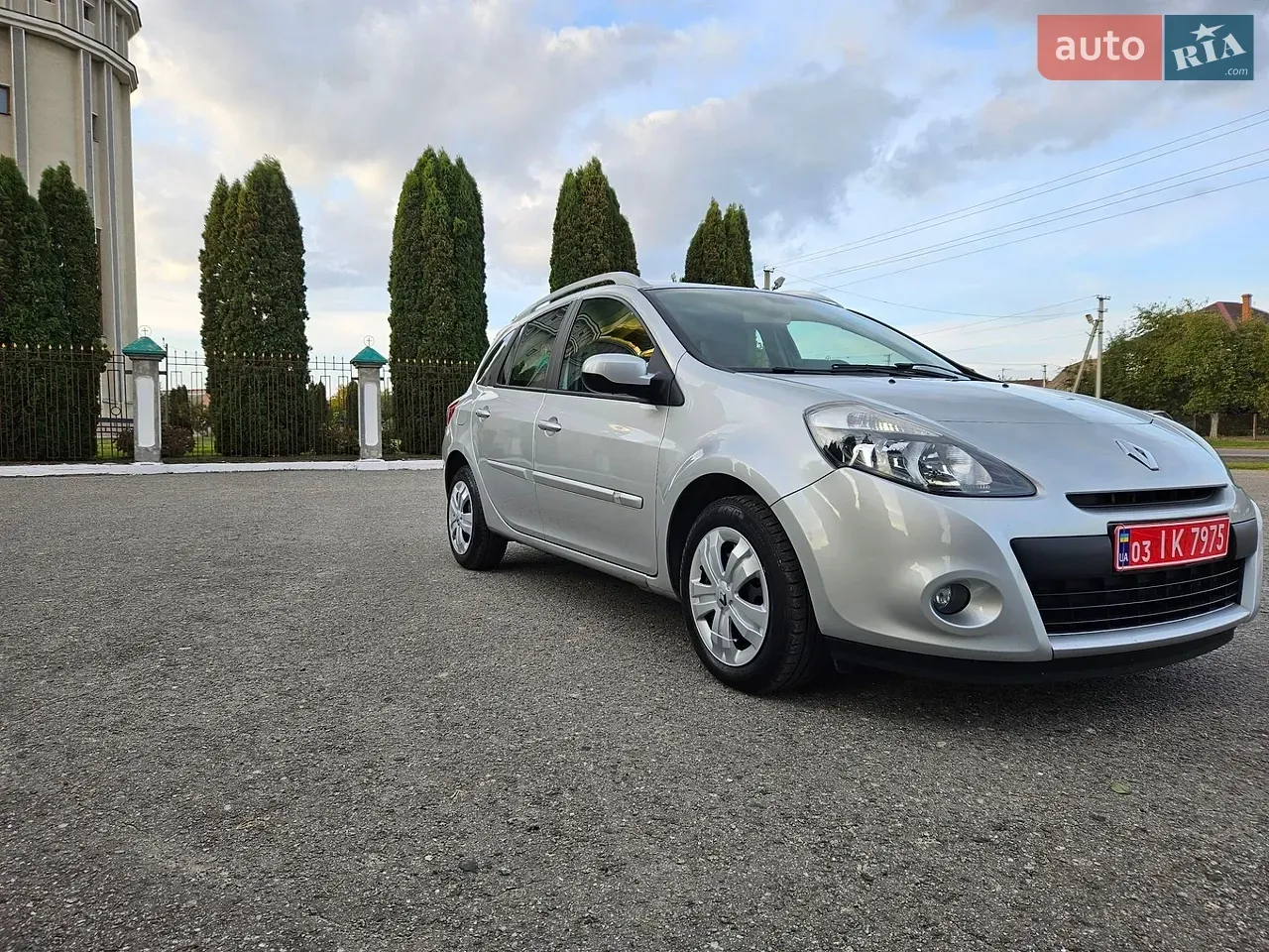 Renault Clio 2012 photo 3