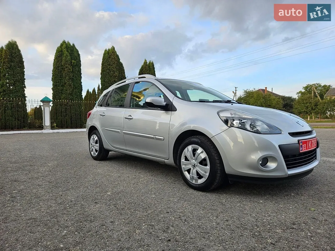 Renault Clio 2012 photo 4