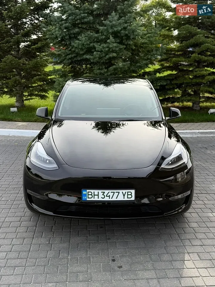 Tesla Model Y 2023 photo 5