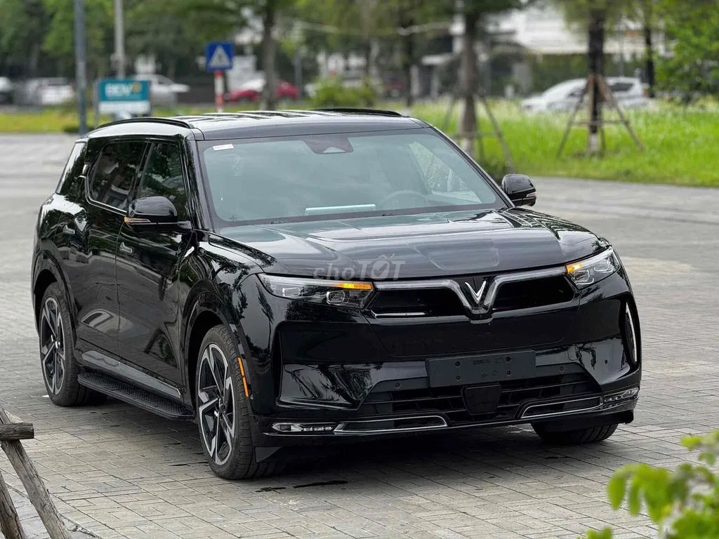 Vinfast Vf9