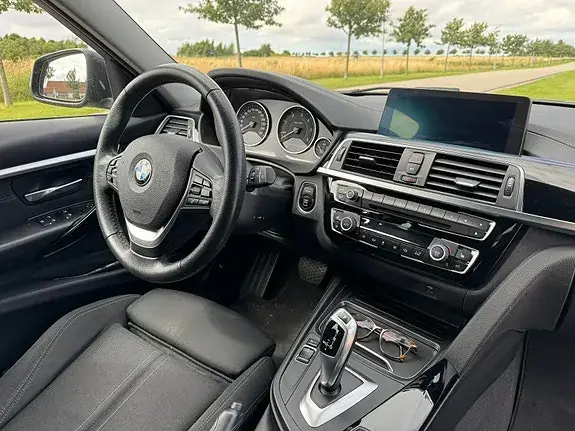 BMW 318D 2018 photo 5