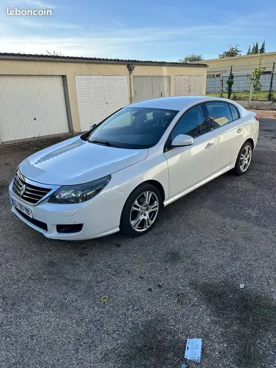 Renault Latitude