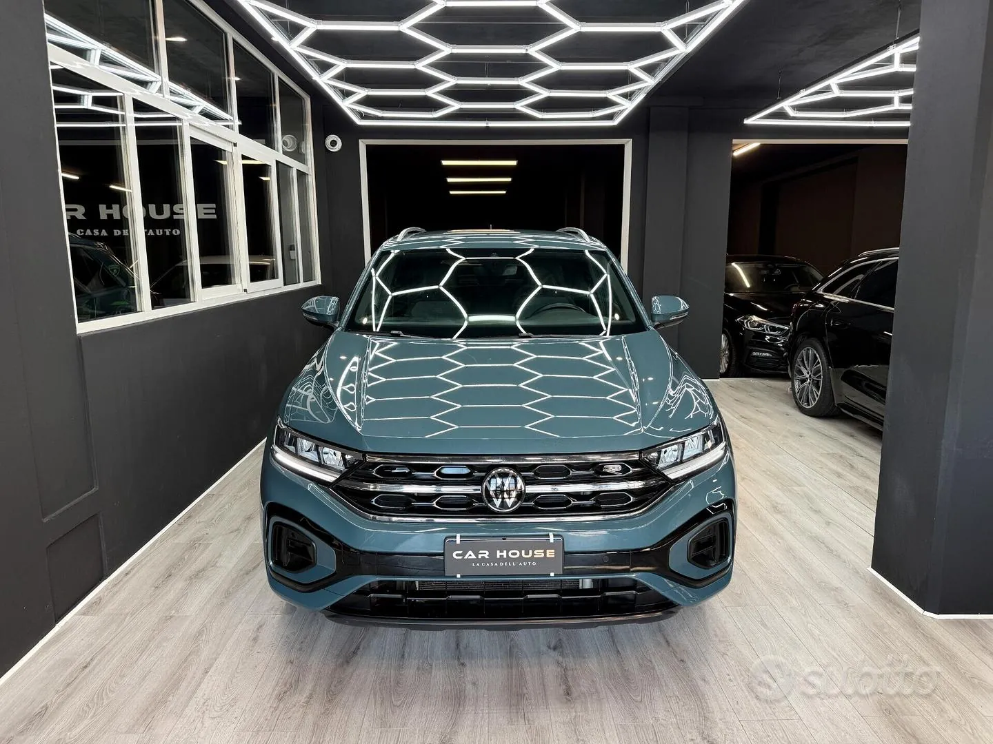 Volkswagen T-Roc 2022 photo 2