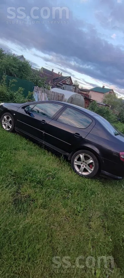 Peugeot 407 2005 photo 2