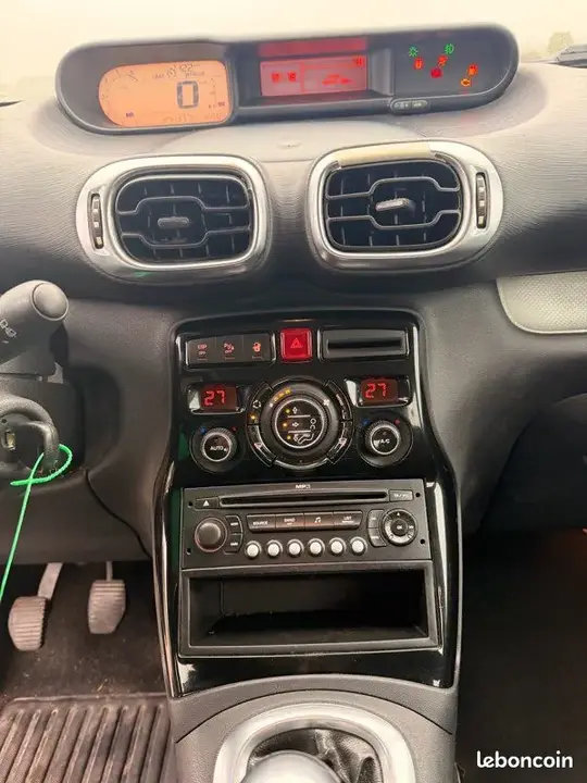 Citroen C3 Picasso 2010 photo 3