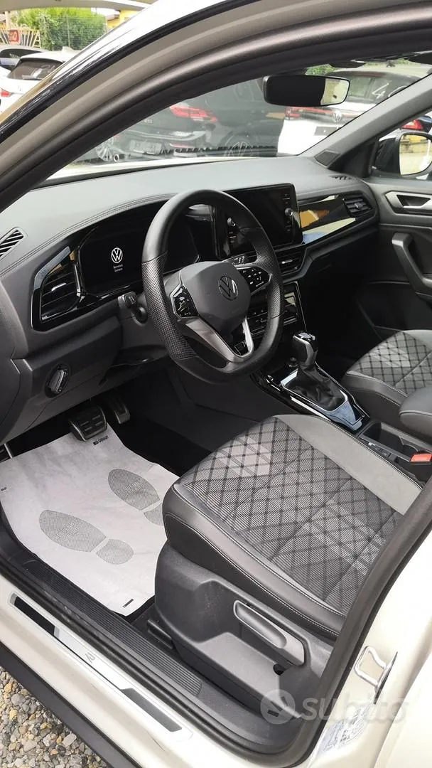 Volkswagen T-Roc 2022 photo 4