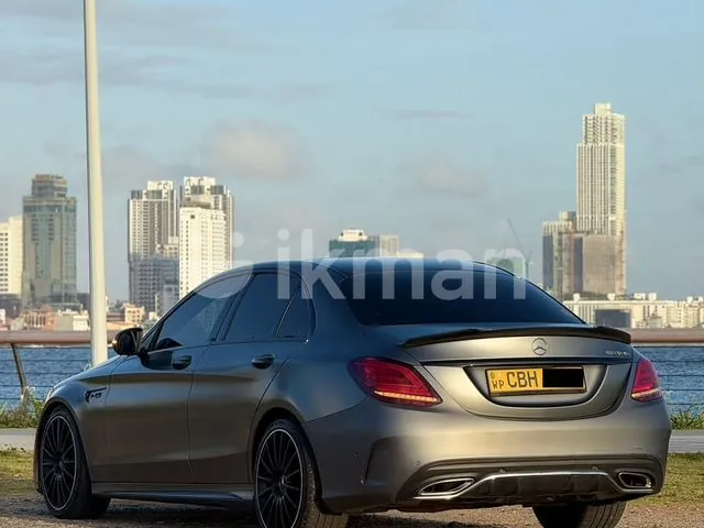 Mercedes-Benz C200 2019 photo 4