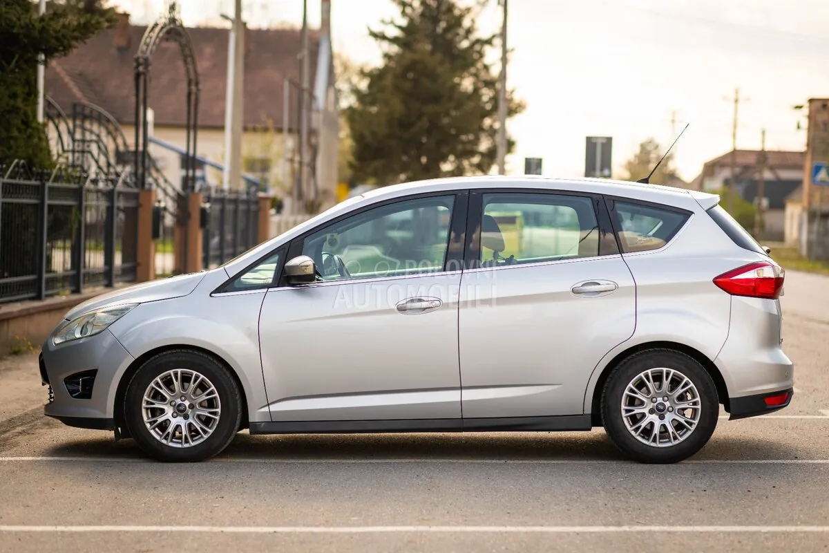 Ford C-Max 2012 photo 5