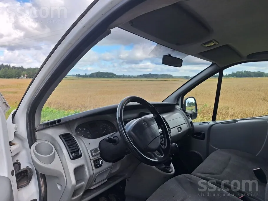 Renault Trafic 2007 photo 5