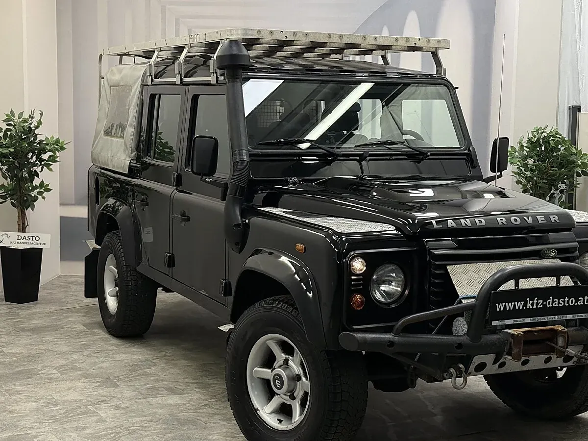 Land Rover Defender 2008 photo 3
