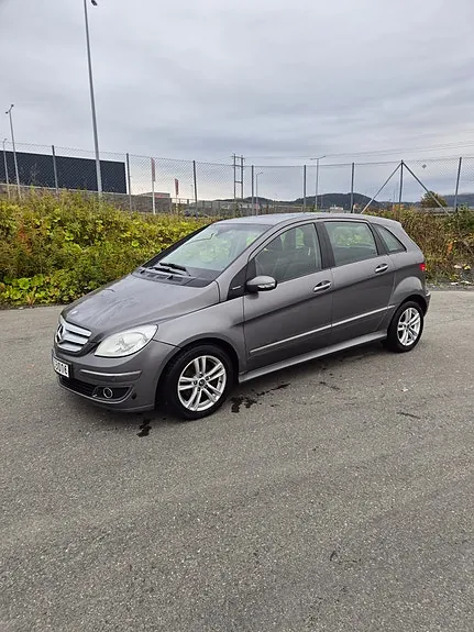 Mercedes-Benz B200 D