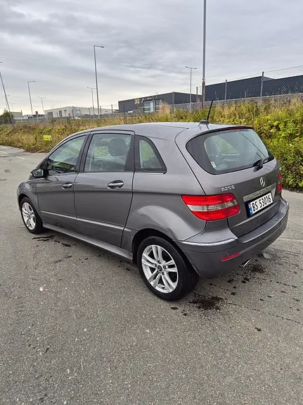Mercedes-Benz B200 D 2008 photo 3