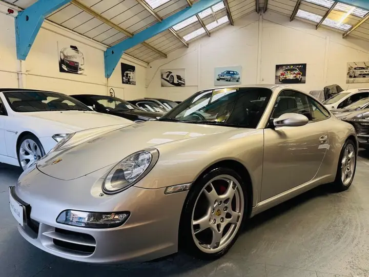 Porsche 911