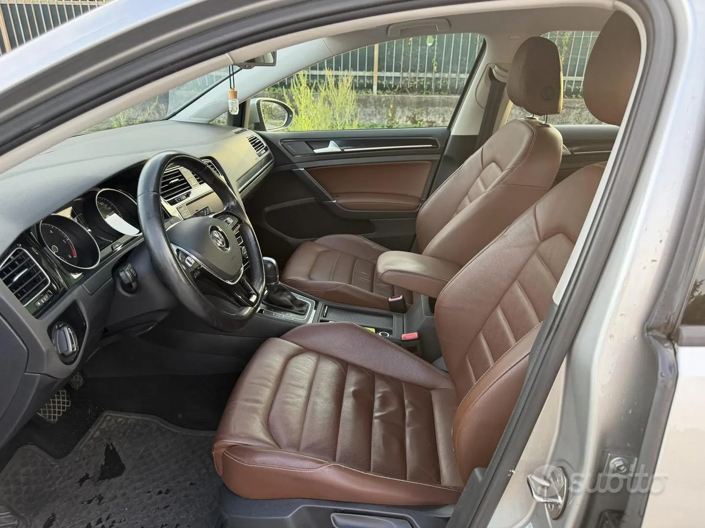 Volkswagen Golf 2013 photo 3