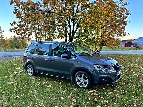 Seat Alhambra 2012 photo 3